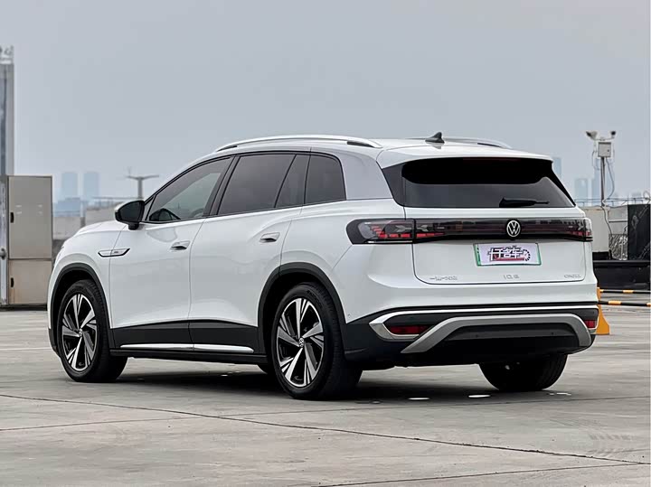 Фото 3 - Volkswagen ID.6 Crozz