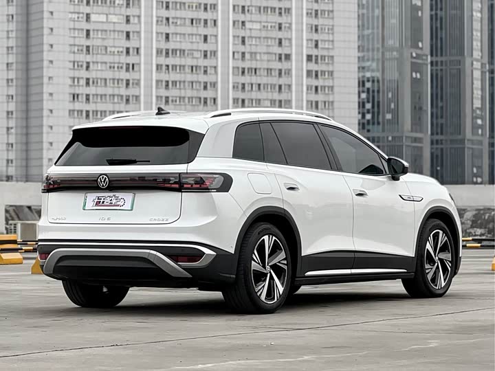 Фото 5 - Volkswagen ID.6 Crozz