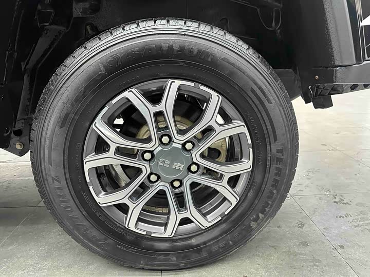 Фото 6 - BAIC Beijing BJ40