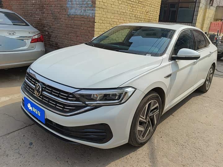 Фото 1 - Volkswagen Sagitar L