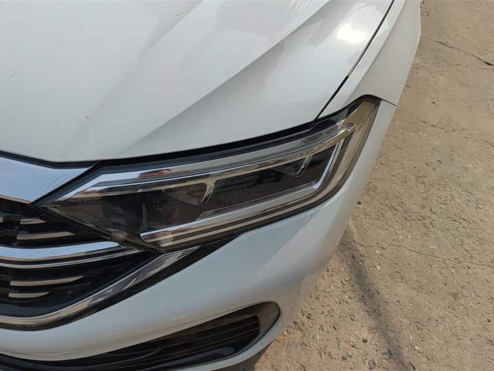 Фото 5 - Volkswagen Sagitar L