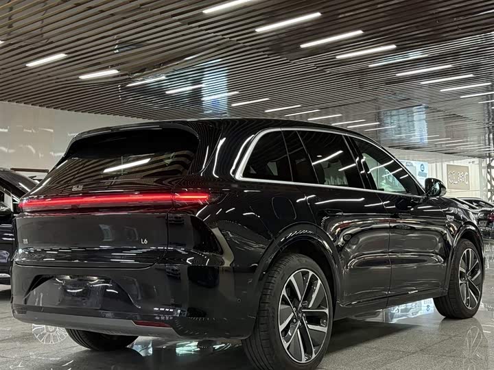 Фото 9 - LiXiang L6