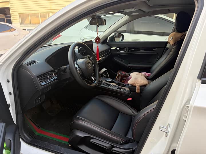 Фото 4 - Honda Civic