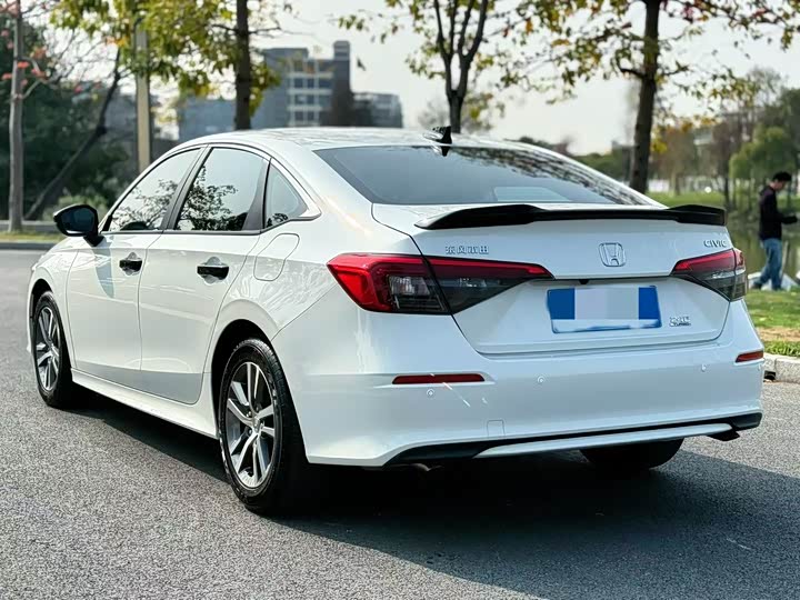 Photo 4 - Honda Civic