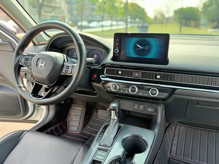 Photo 8 - Honda Civic