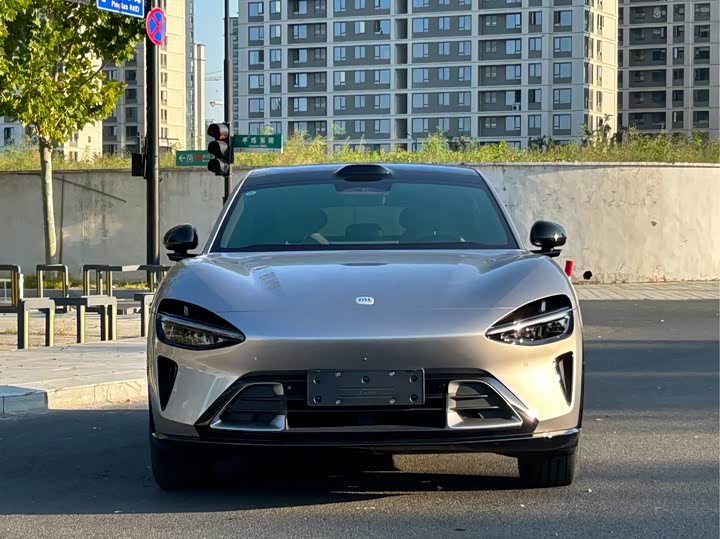 Фото 2 - Xiaomi YU7