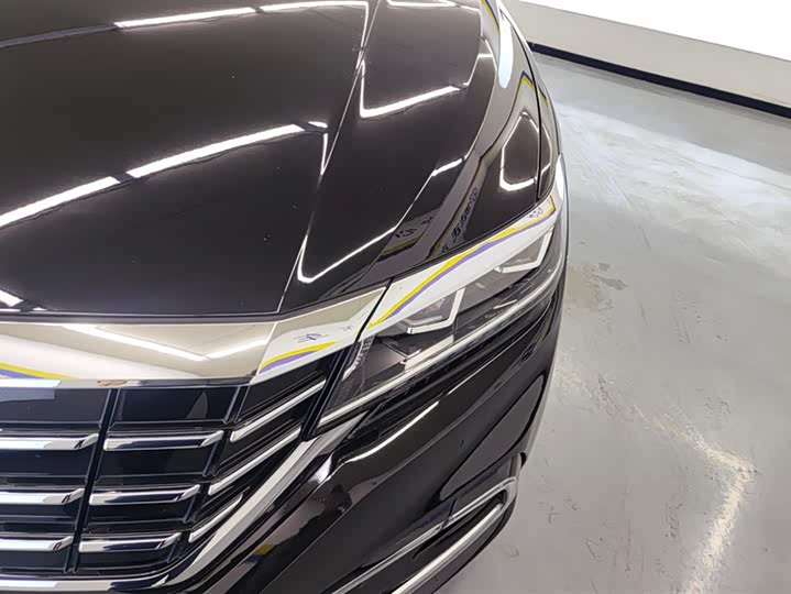 Фото 5 - Volkswagen Passat Hybrid