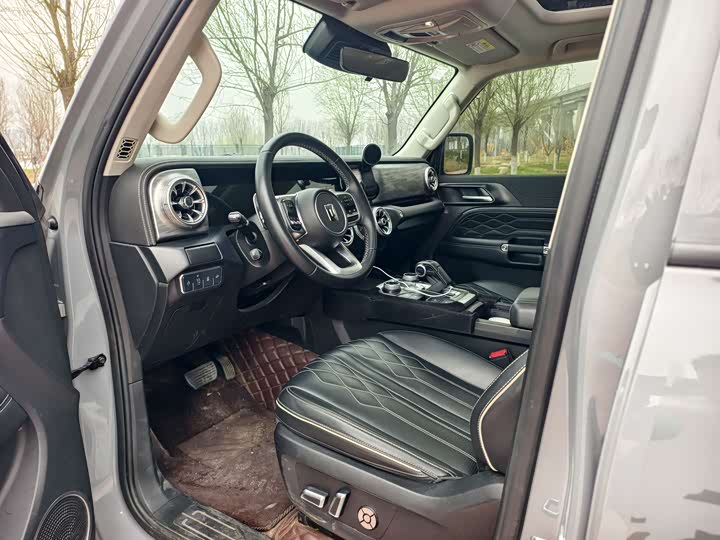 Фото 9 - Tank 300