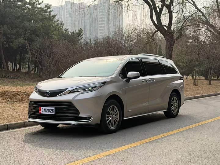 Toyota Sienna 2021 2021款 2.5L混动 舒适版