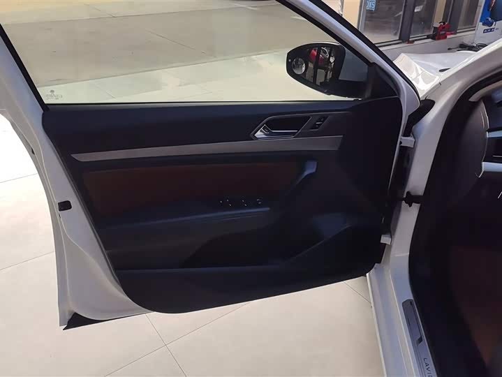 Фото 7 - Volkswagen Lavida