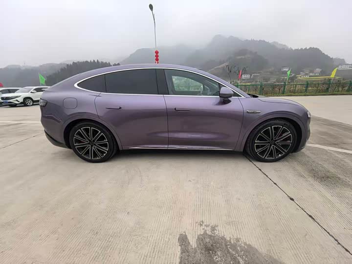 Фото 5 - Luxeed R7