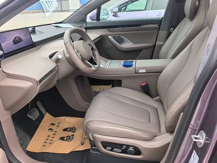 Фото 7 - Luxeed R7