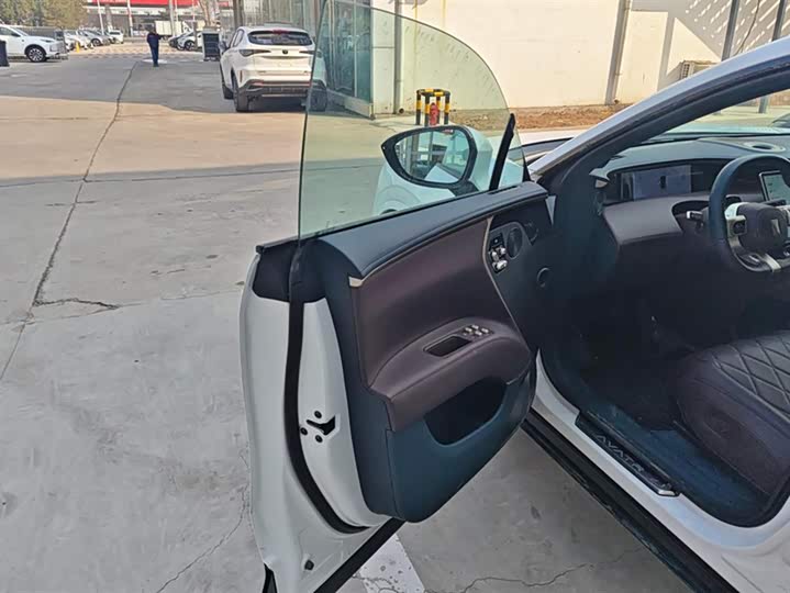 Фото 7 - Avatr 11