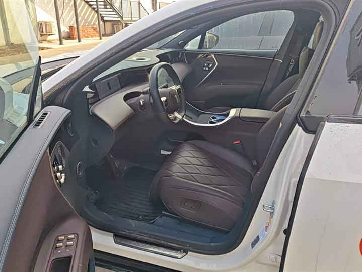 Фото 9 - Avatr 11