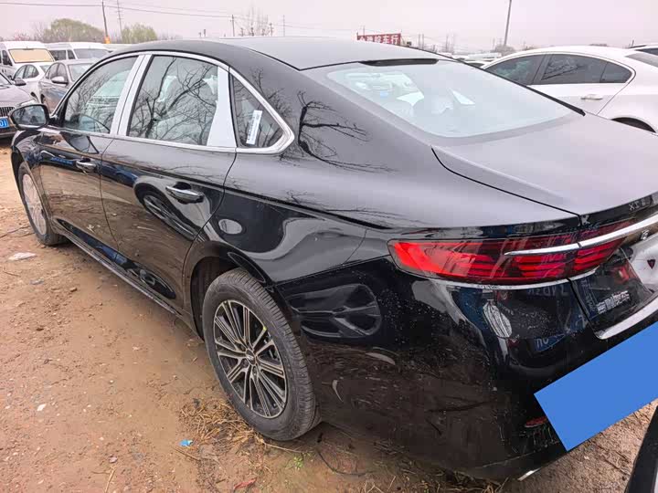 Фото 7 - Geely Preface