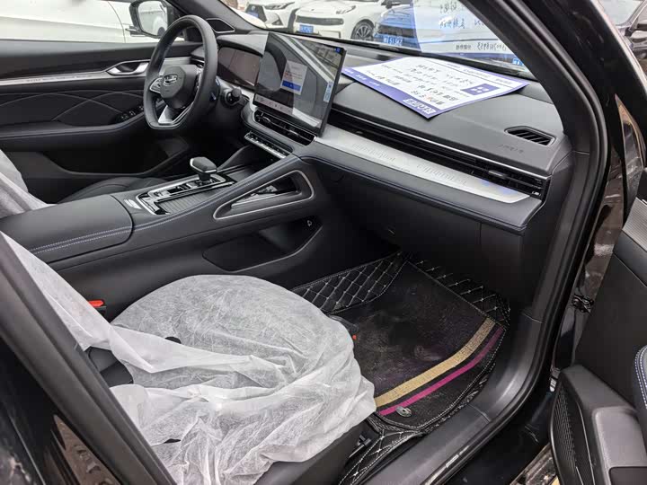 Фото 9 - Geely Preface