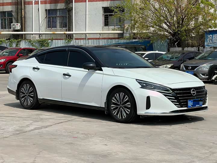 Фото 3 - Nissan Teana