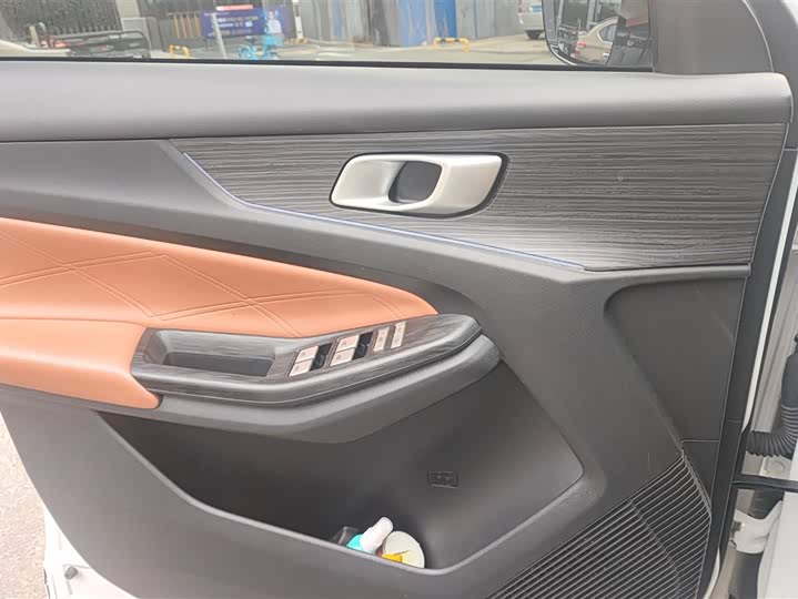 Фото 7 - Changan Qiyuan (Nevo) Q05