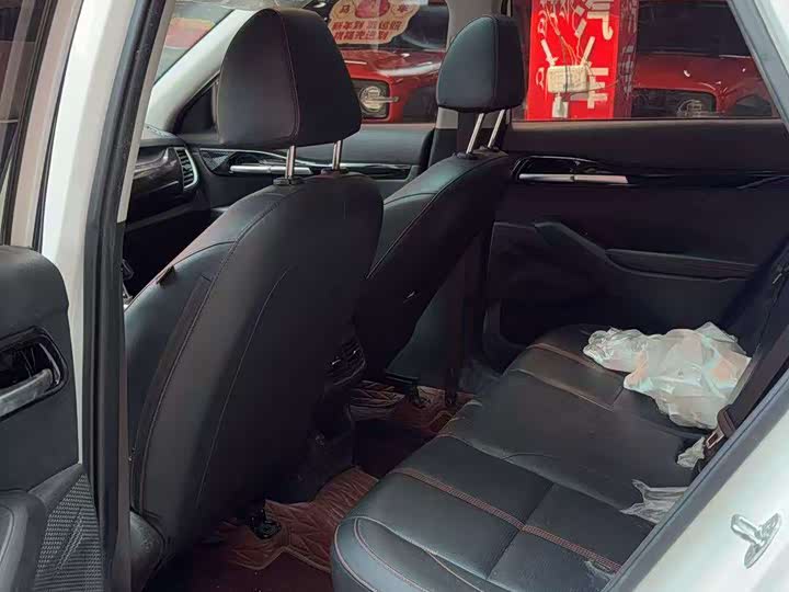 Фото 5 - Kia KX3