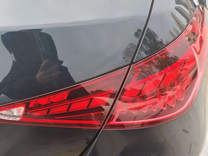 Фото 6 - Mercedes-Benz C-Class