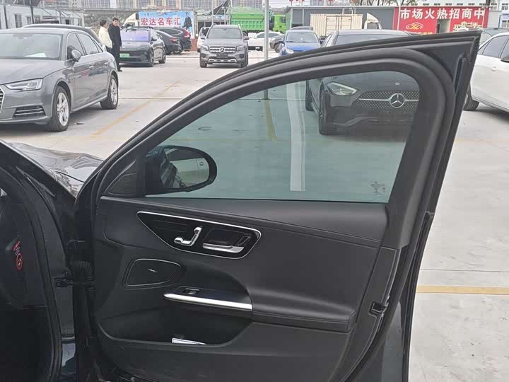 Фото 8 - Mercedes-Benz C-Class