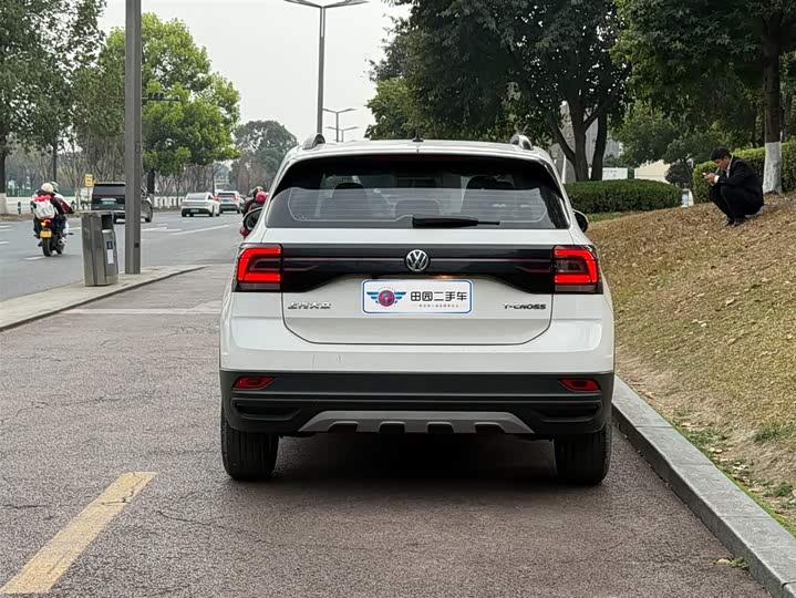 Фото 5 - Volkswagen T-Cross