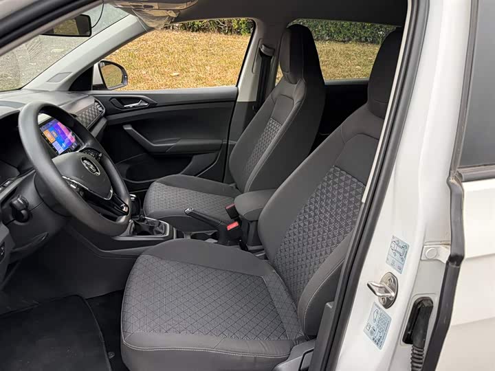 Фото 8 - Volkswagen T-Cross