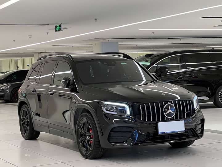 Photo 3 - Mercedes-Benz GLB-Class AMG