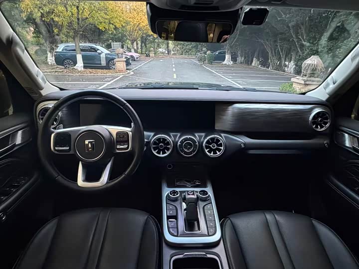 Фото 8 - Tank 300