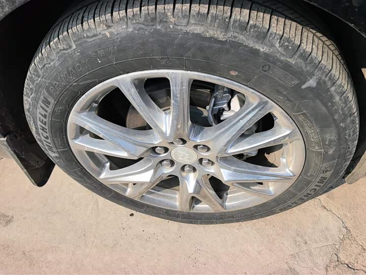 Фото 6 - Buick Enclave