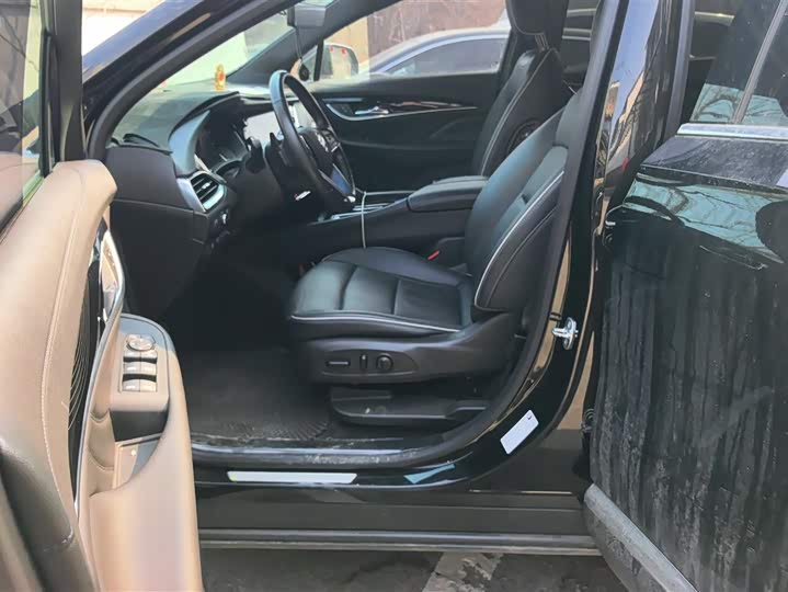 Фото 9 - Buick Enclave