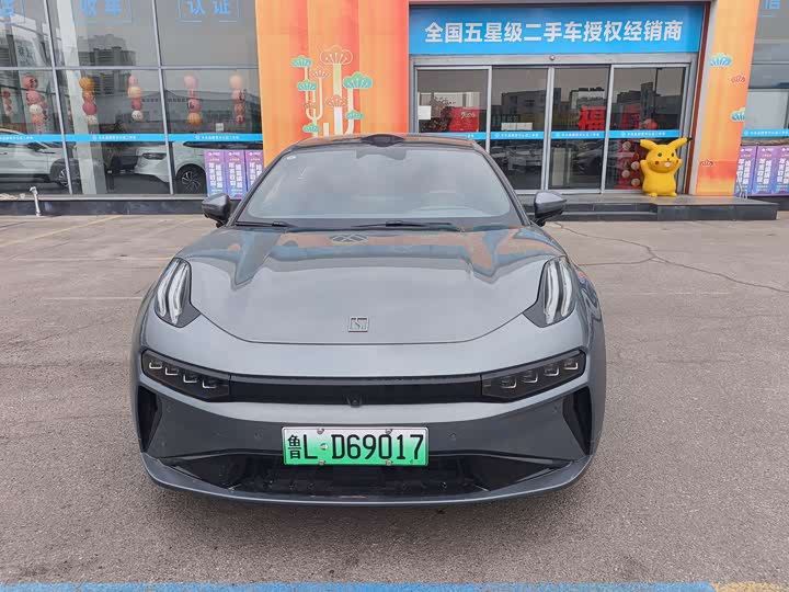 Фото 2 - Zeekr 001