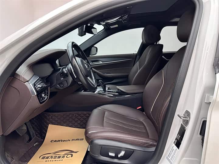 Фото 8 - BMW 5 Series