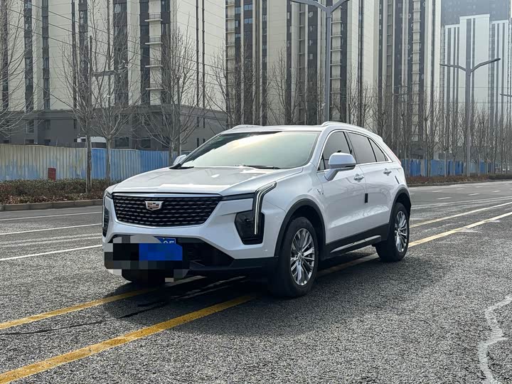 Фото 1 - Cadillac XT4