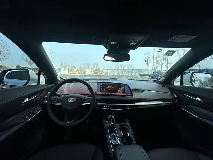 Фото 5 - Cadillac XT4