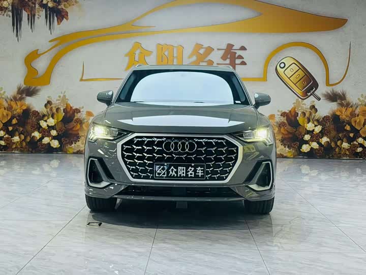 Фото 2 - Audi Q3