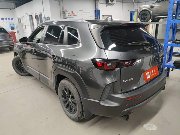 Фото 6 - Mazda CX-50