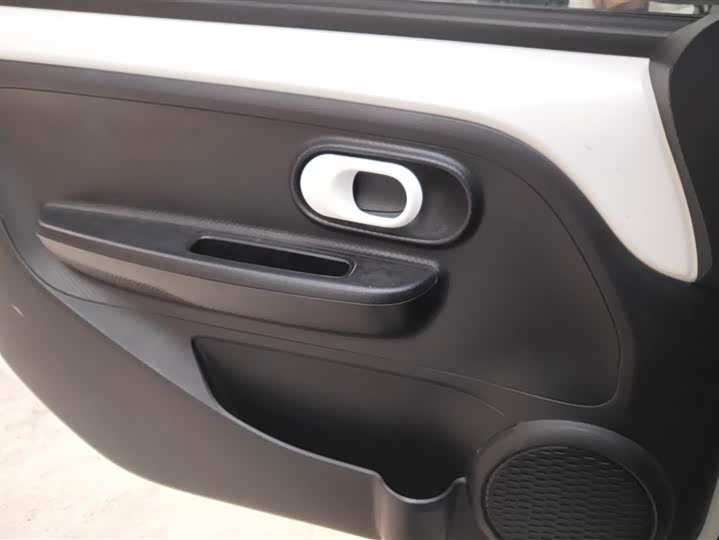 Фото 7 - Roewe Clever