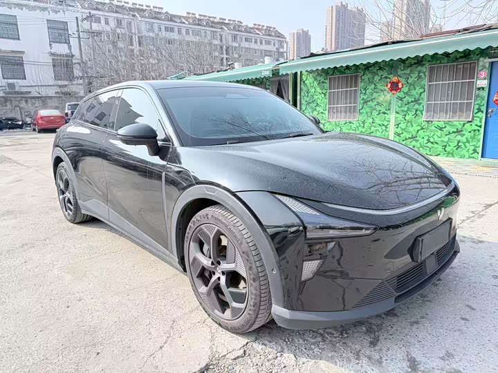 Фото 2 - Geely Jiyue 01