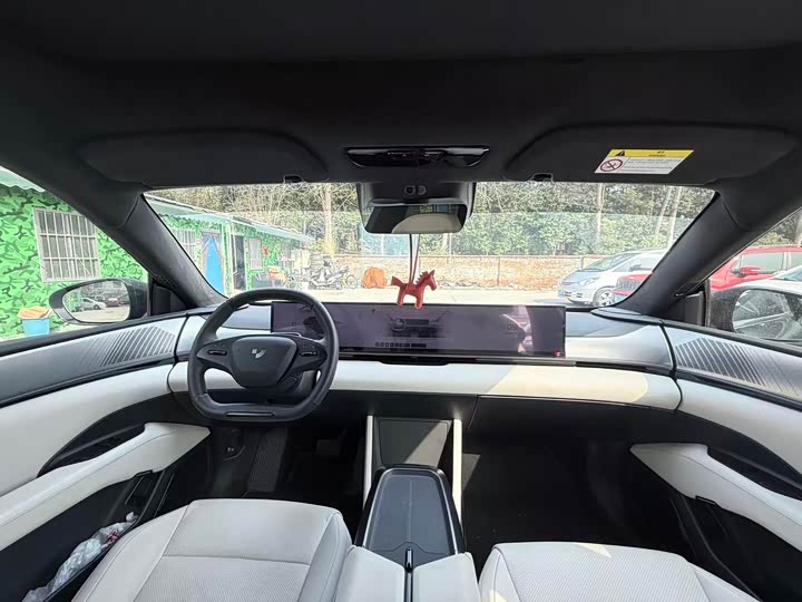 Фото 6 - Geely Jiyue 01