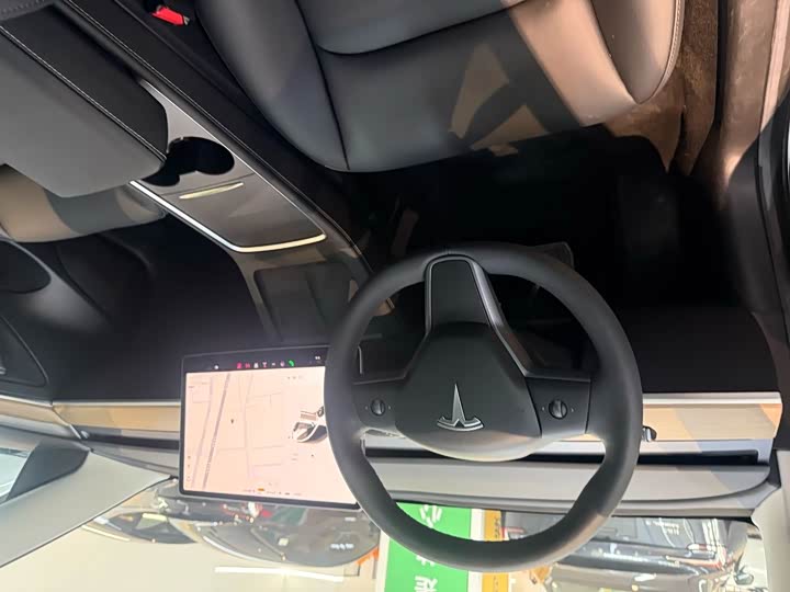 Фото 5 - Tesla Model 3