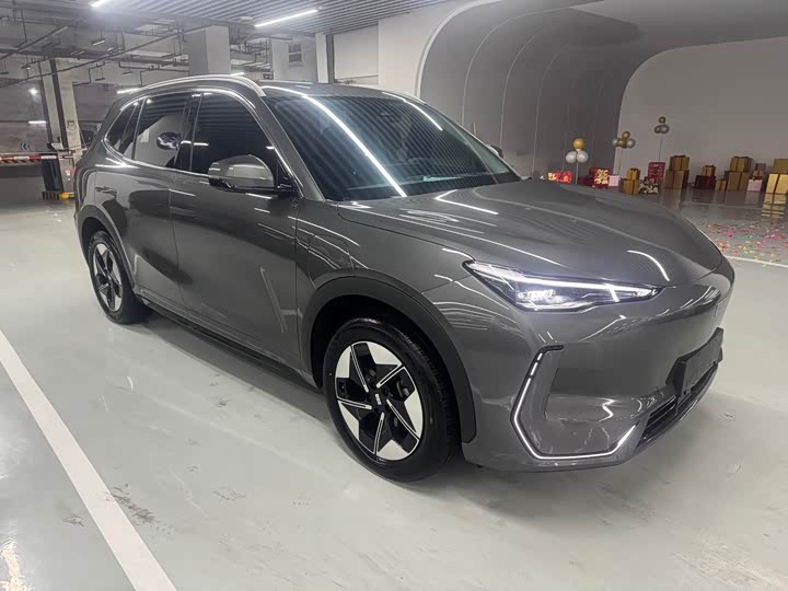 Фото 3 - Geely Galaxy E5