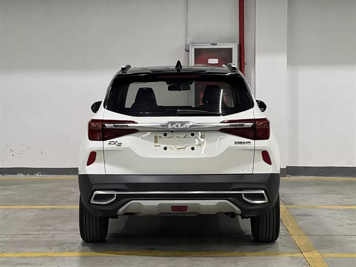 Фото 6 - Kia KX3