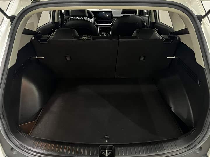 Фото 7 - Kia KX3