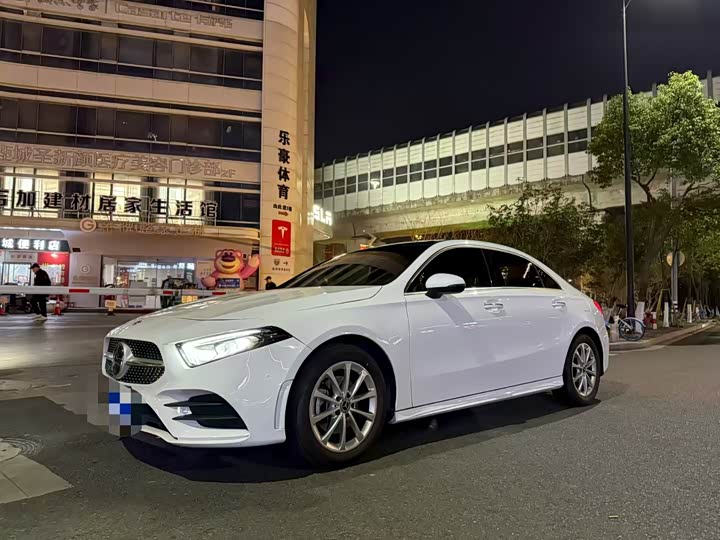 Фото 2 - Mercedes-Benz A-Class