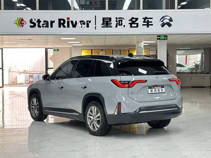 Фото 6 - Nio ES6