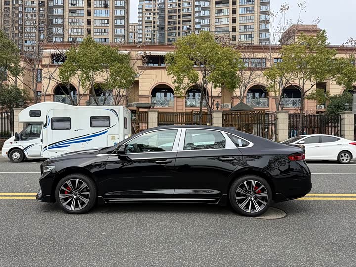 Photo 8 - Geely Preface