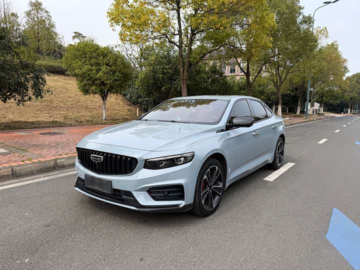 Фото 1 - Geely Preface