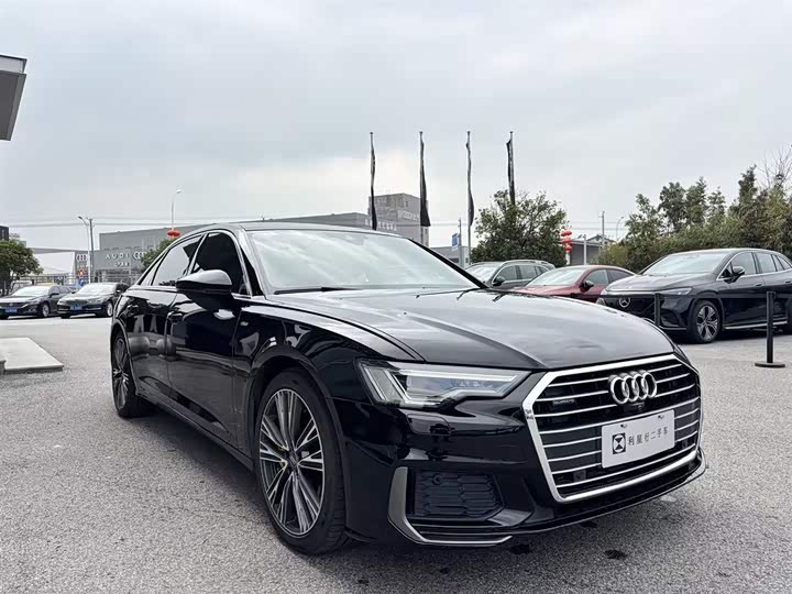 Фото 2 - Audi A6L