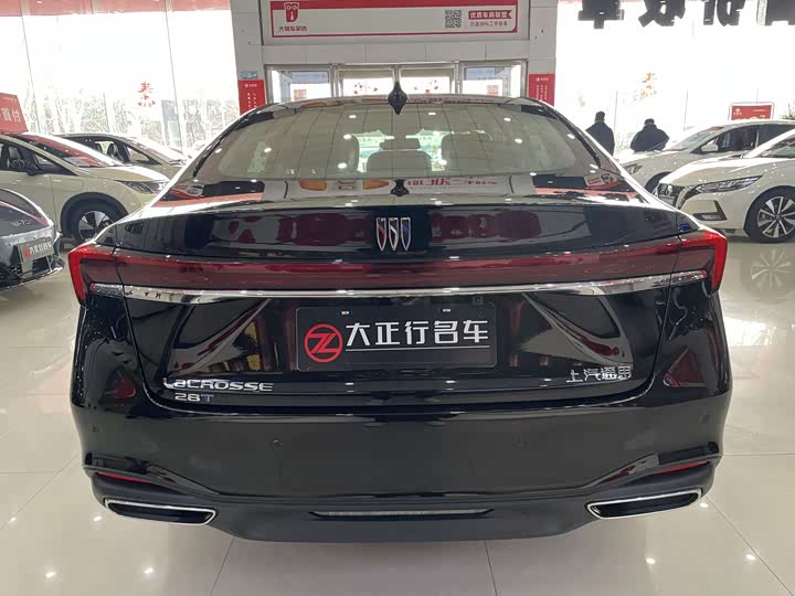 Photo 4 - Buick LaCrosse